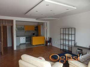 Prodajemo 3.0 stan sa GARAŽOM na Grbavici, Novi Sad, 91m2, 203900e